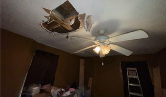 122 5th St W, Alice, TX 78332