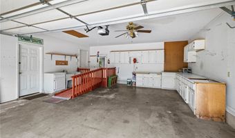 4 Huskins Cir, Bella Vista, AR 72715