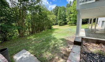 5098 Gwendolyn Ct NW, Acworth, GA 30101