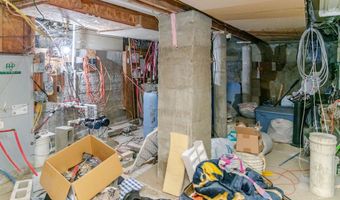 202 S 30th St, Billings, MT 59101
