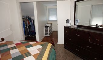 2083 17th St SW, Akron, OH 44314