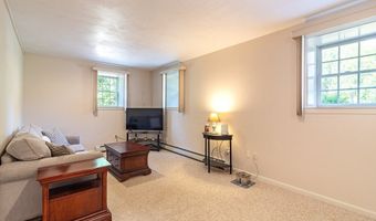 37 Yearling Run Rd, Bourne, MA 02532