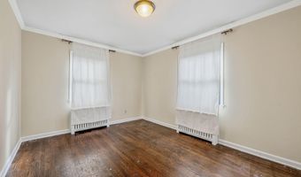 50 Mole Pl, Amityville, NY 11701