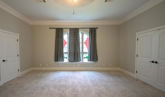 100 Plantation Ln, Batesville, AR 72501