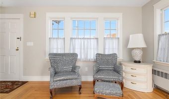 9 White Ter, Middletown, RI 02842