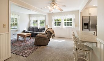 65 Maple St, Darien, CT 06820