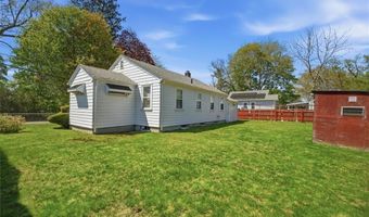 15 Rhodes Ave, East Providence, RI 02915