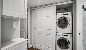 4815 31ST St S B1, Arlington, VA 22206