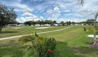 326 Waldorf Dr, Auburndale, FL 33823