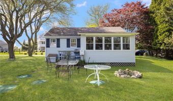 44 Kilburn St, Charlestown, RI 02813
