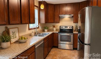 5 Springmill Dr, Asheville, NC 28806