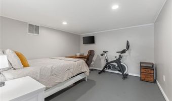 915 N 9th St, Atchison, KS 66002