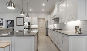 890 Clark Cir, Bentonville, AR 72713
