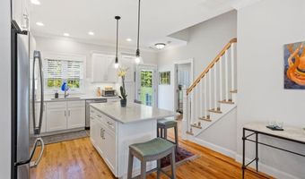281 Wickford Ct 23, North Kingstown, RI 02852