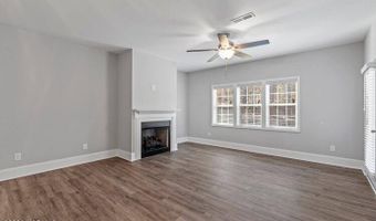 800 Lighthorse Cir, Aberdeen, NC 28315