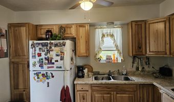 819 E Washington Ave, Ava, MO 65608