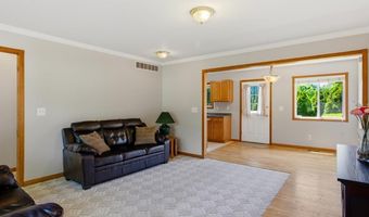 467 Dixie Blvd, Algonac, MI 48001
