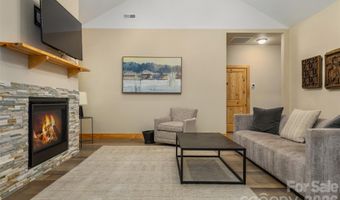 48 River Walk Dr, Asheville, NC 28804
