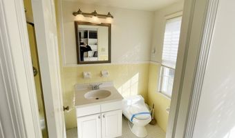 198 40th St, Avalon, NJ 08202
