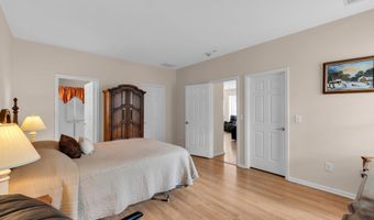 90 Sandpiper Dr, Bayville, NJ 08721