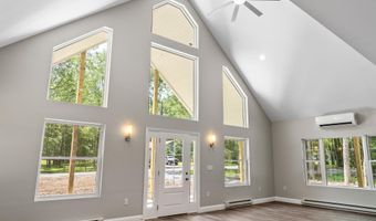 21 WILDE Gln, Albrightsville, PA 18210