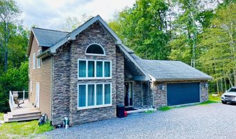157 Main St, Gouldsboro, PA 18424