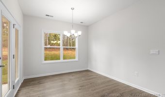 820 Fernwind Cir, Aberdeen, NC 28315