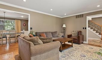 1311 Evergreen Dr, Bartlesville, OK 74006
