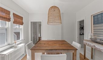 193 Coggeshall Ave, Newport, RI 02840