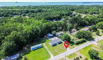 513 Pauline Dr, Bonneau, SC 29431