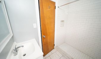 773 AVENUE E 1, Bayonne, NJ 07002