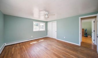 130 Austin Rd, North Kingstown, RI 02852