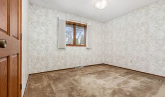 1402 N Arch St, Aberdeen, SD 57401