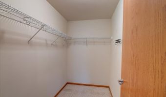 30 S Gardens Way, Fitchburg, WI 53711