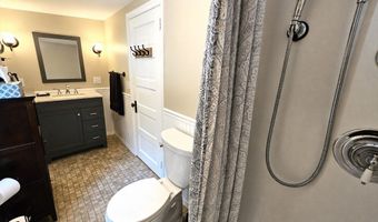 1892 Old Louisquisset Pike, Lincoln, RI 02865