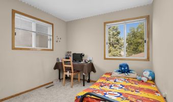 15822 Griffon Path, Apple Valley, MN 55124