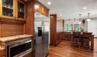 6 South St, Acton, MA 01720