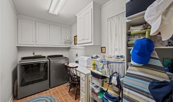 1270 Thayer Dr, Asheboro, NC 27205