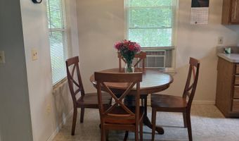 520 Sheldon St, Algonac, MI 48001