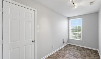 8110 Eskerban Dr, Avon, IN 46123