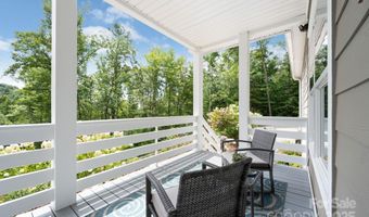 209 Patriots Dr, Asheville, NC 28805