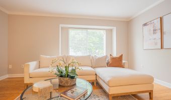 10 South St 68, Danbury, CT 06810