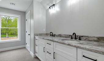 29 South Rd, Bozrah, CT 06334