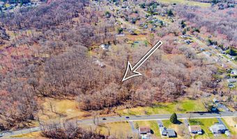 630 East Rd, Middletown, NJ 07748