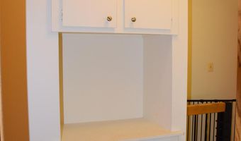 3393 Burbank Dr, Ann Arbor, MI 48105