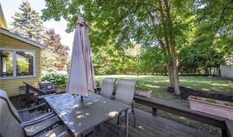 3 Carleton Ct, Amherst, NY 14221