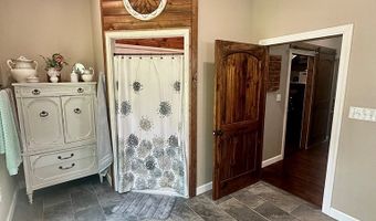 674 Cantrell Rd, Big Sandy, TN 38221