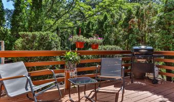 20 Roundhouse Rd 20, Bourne, MA 02532
