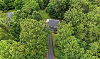 209 HALL Dr, Barboursville, VA 22923