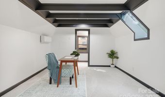 8 Indian Ridge Rd, Asheville, NC 28803
